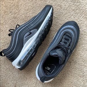 NIKE AIR MAX 97